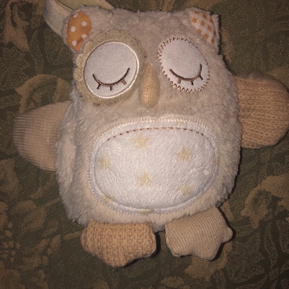 Cloud B nighty Night Owl 8 Sounds smart sensor